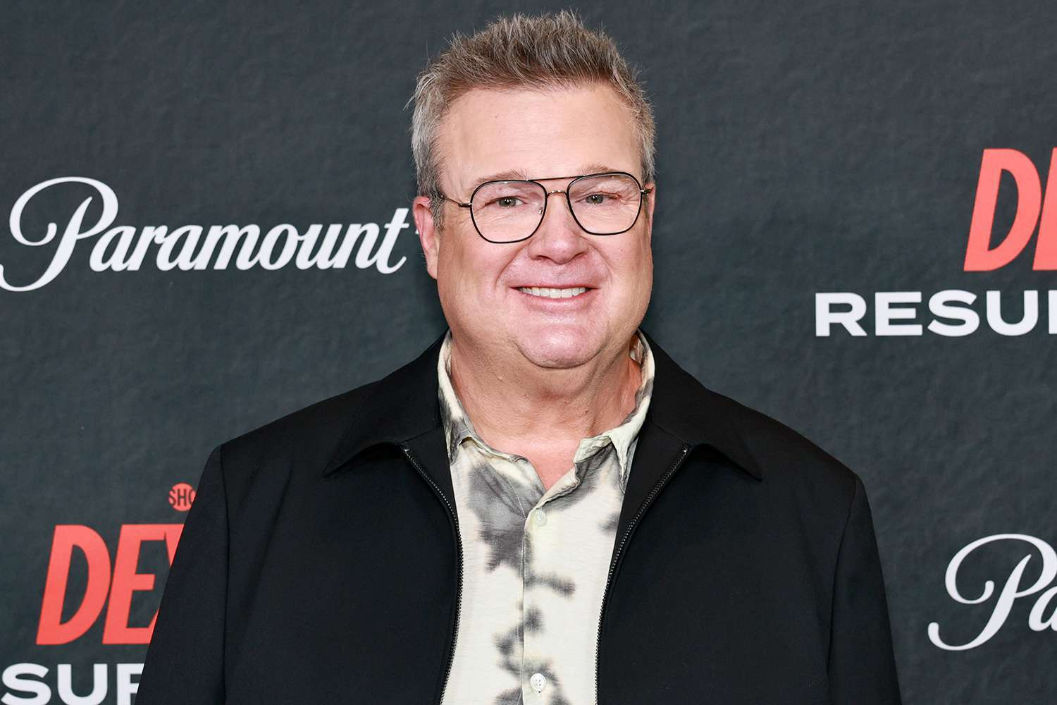 Eric Stonestreet, 55 and Playful: AARP Pitch, Anniversary Surprises and a Mint-Green Jumper