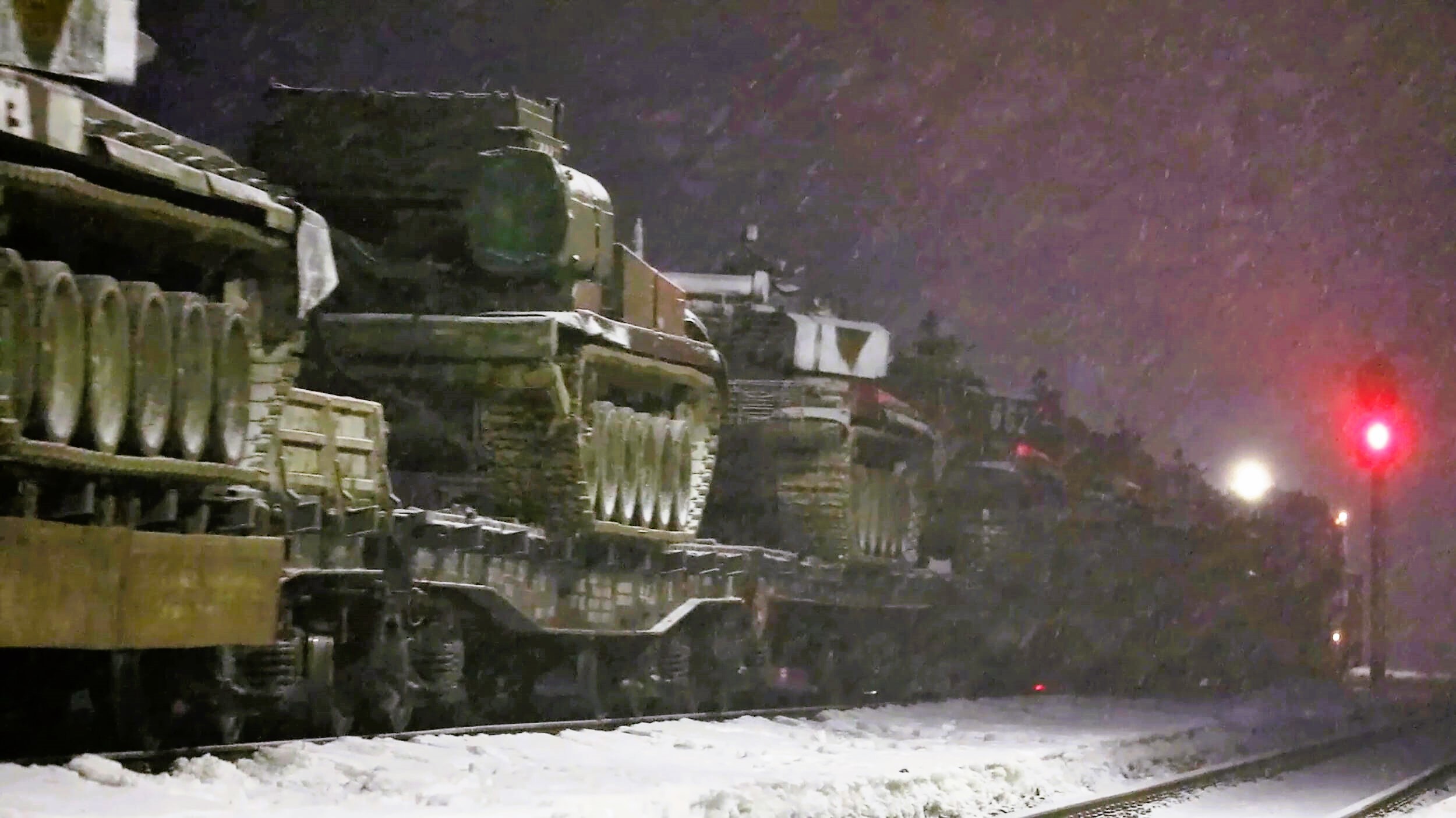 Russen verlieren 150 Panzer pro Monat...und bauen nur 20 neue! Waffenmangel in Russland spitzt sich zu!