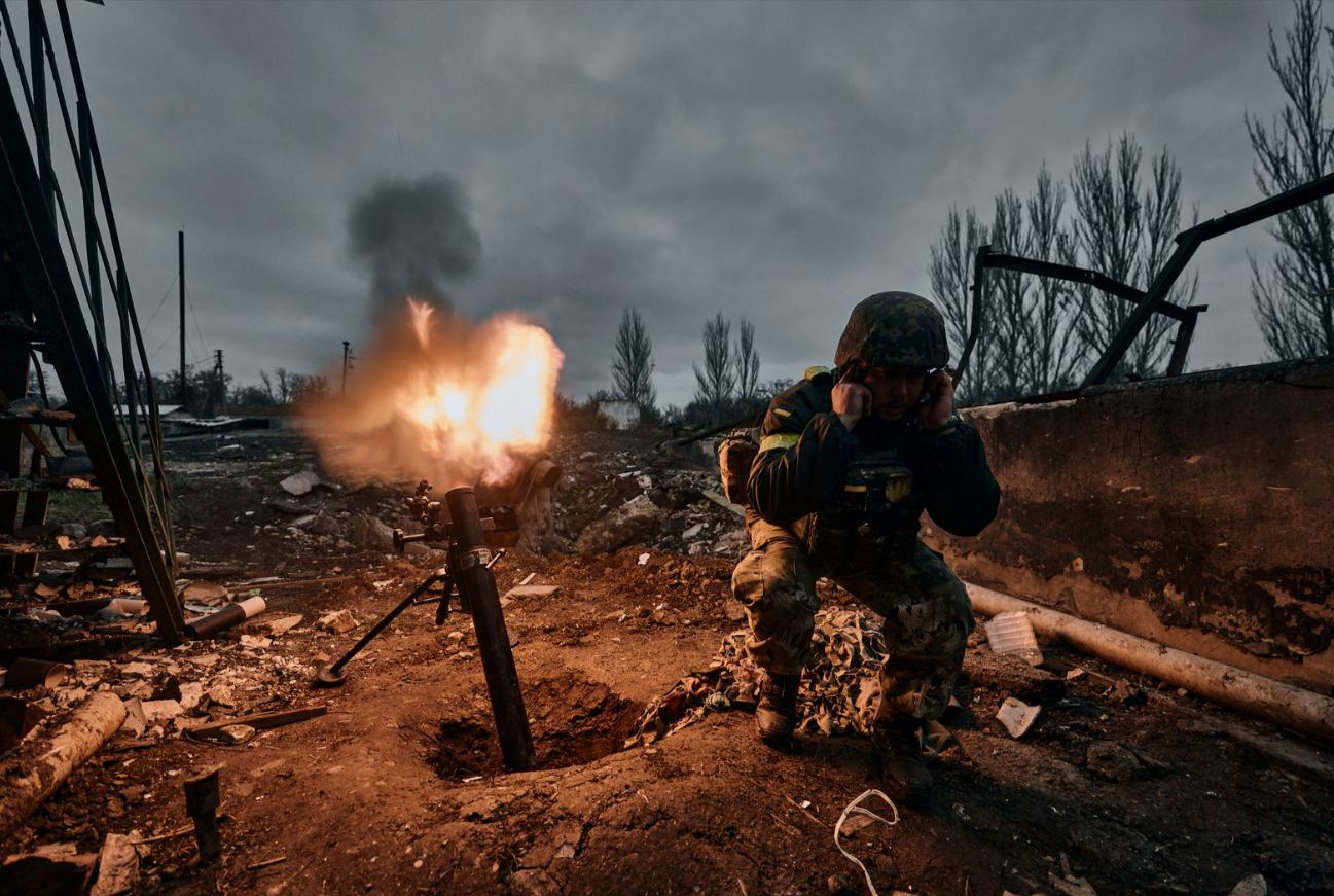 Bodentruppen greifen russische Städte an! Panik - Russen verbrennen Dokumente und fliehen!