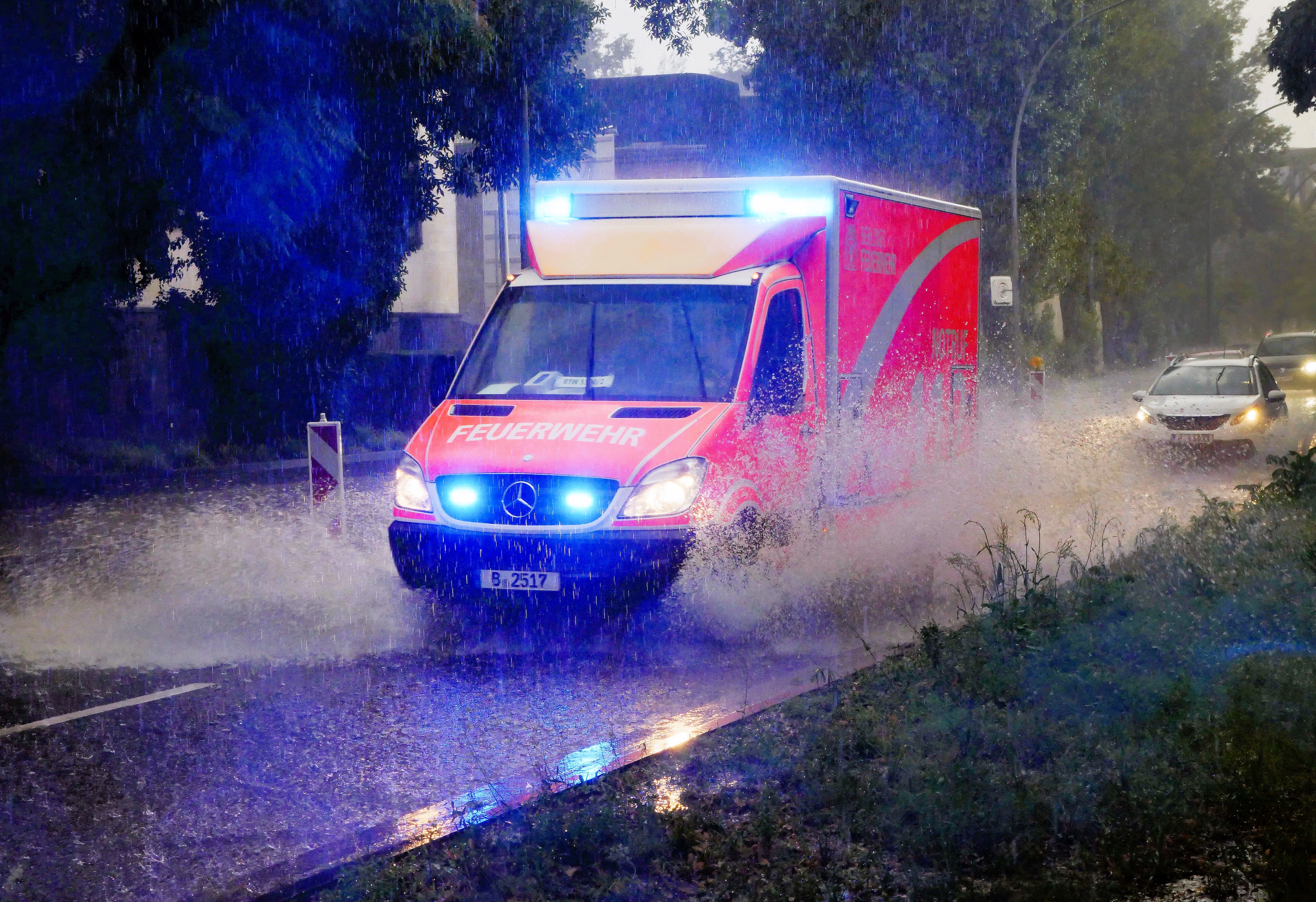 Schreckliche Szenen bei Tauchkurs in Hallenbad! - Taucher stirbt beim Kurs vor den Augen seiner Kollegen