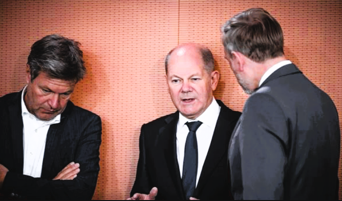 Schock-Umfrage für die Grünen - 50% Verlust! Partei stürzt bei den Wählern massiv ab